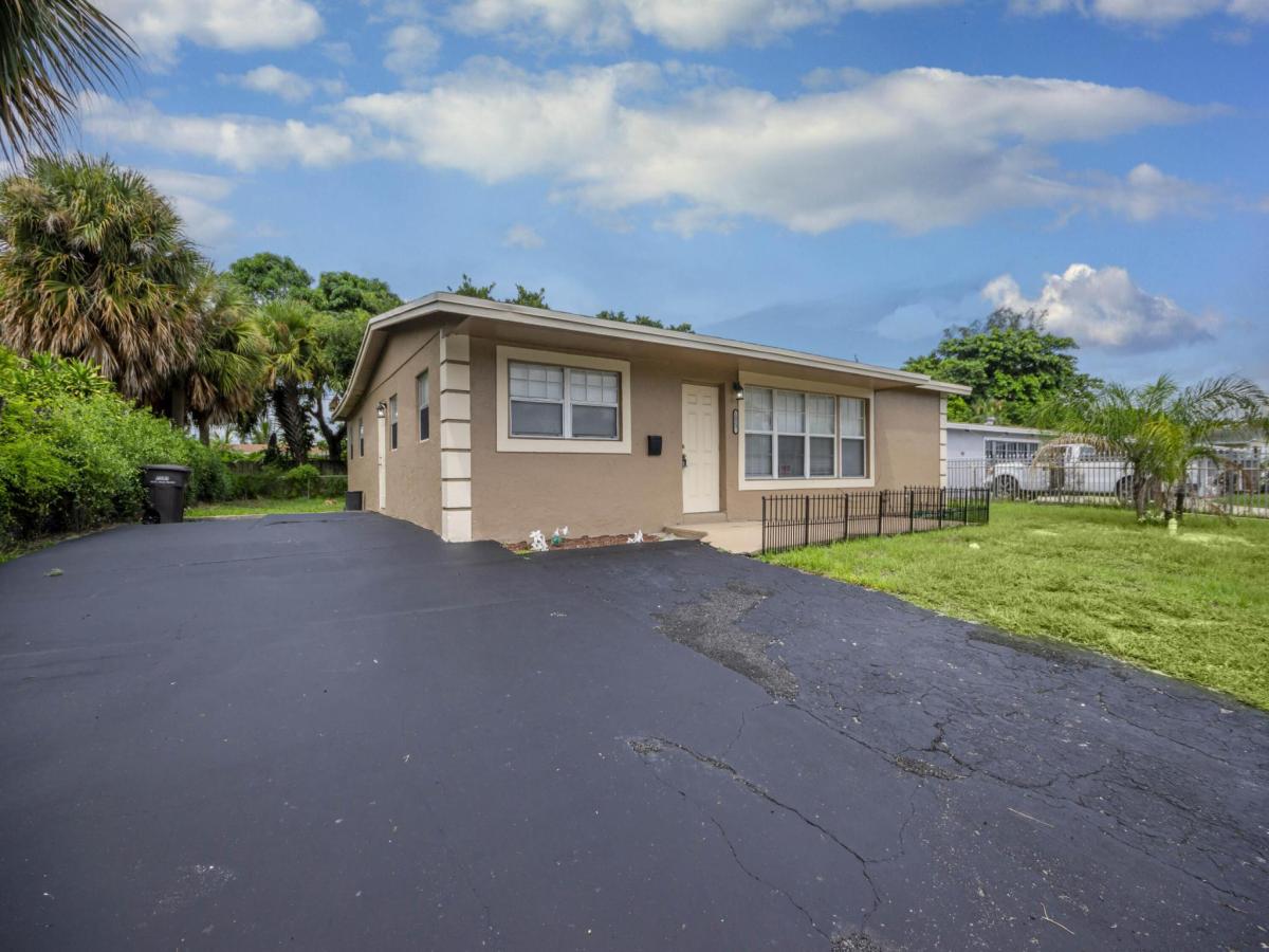 MLS #RX-11122488 image #0