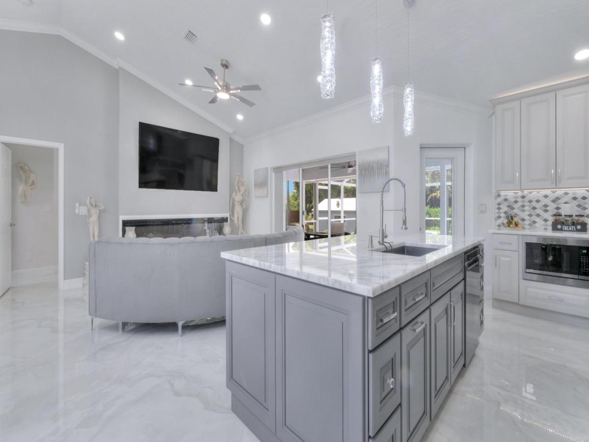 MLS #RX-11122692 image #0