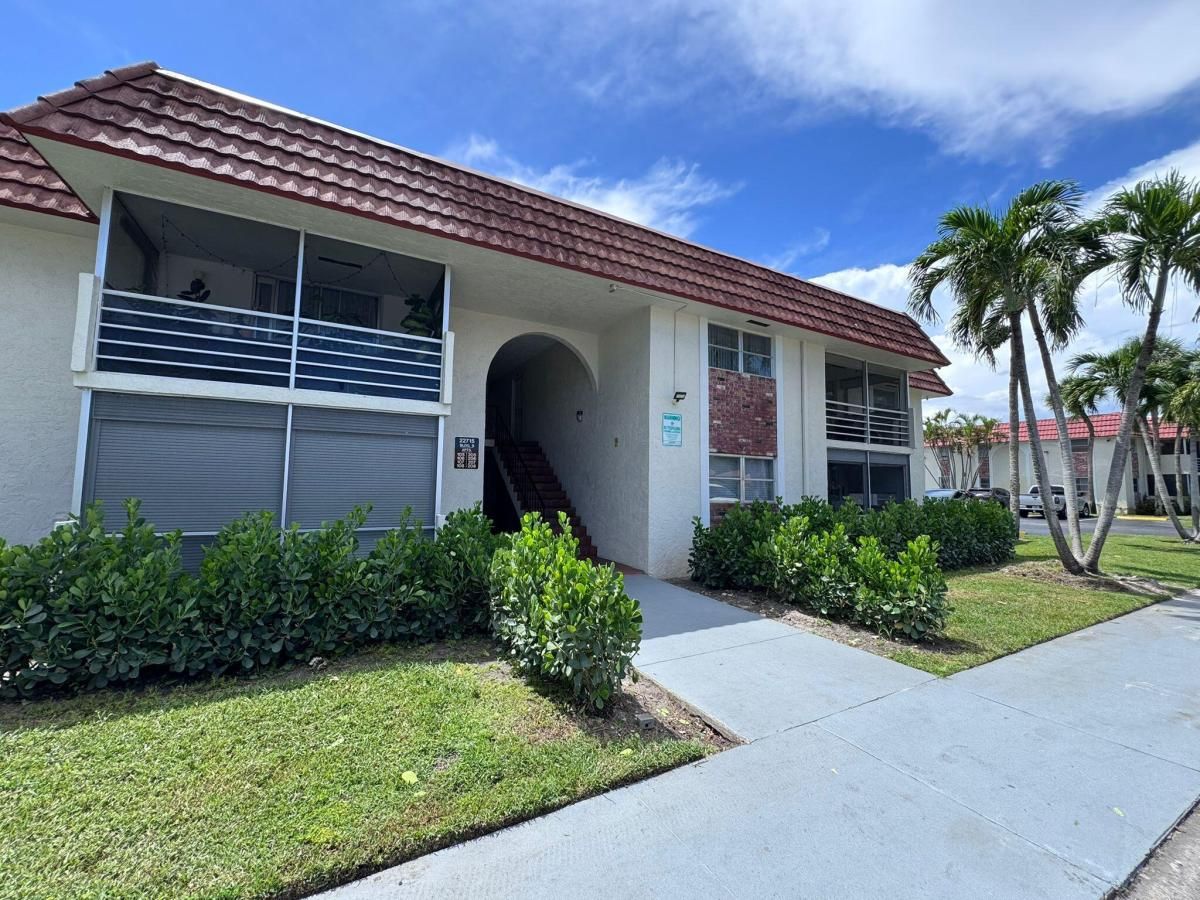 MLS #RX-11122740 image #0