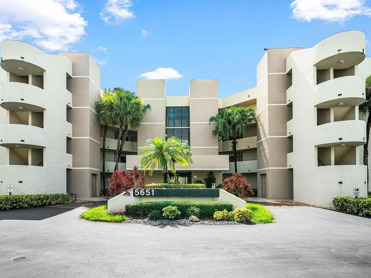 MLS #RX-11122790 image #0