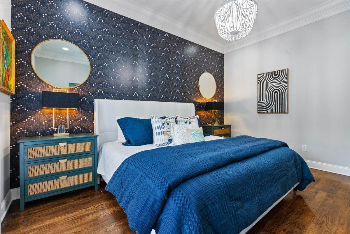 MLS #RX-11122841 image #0