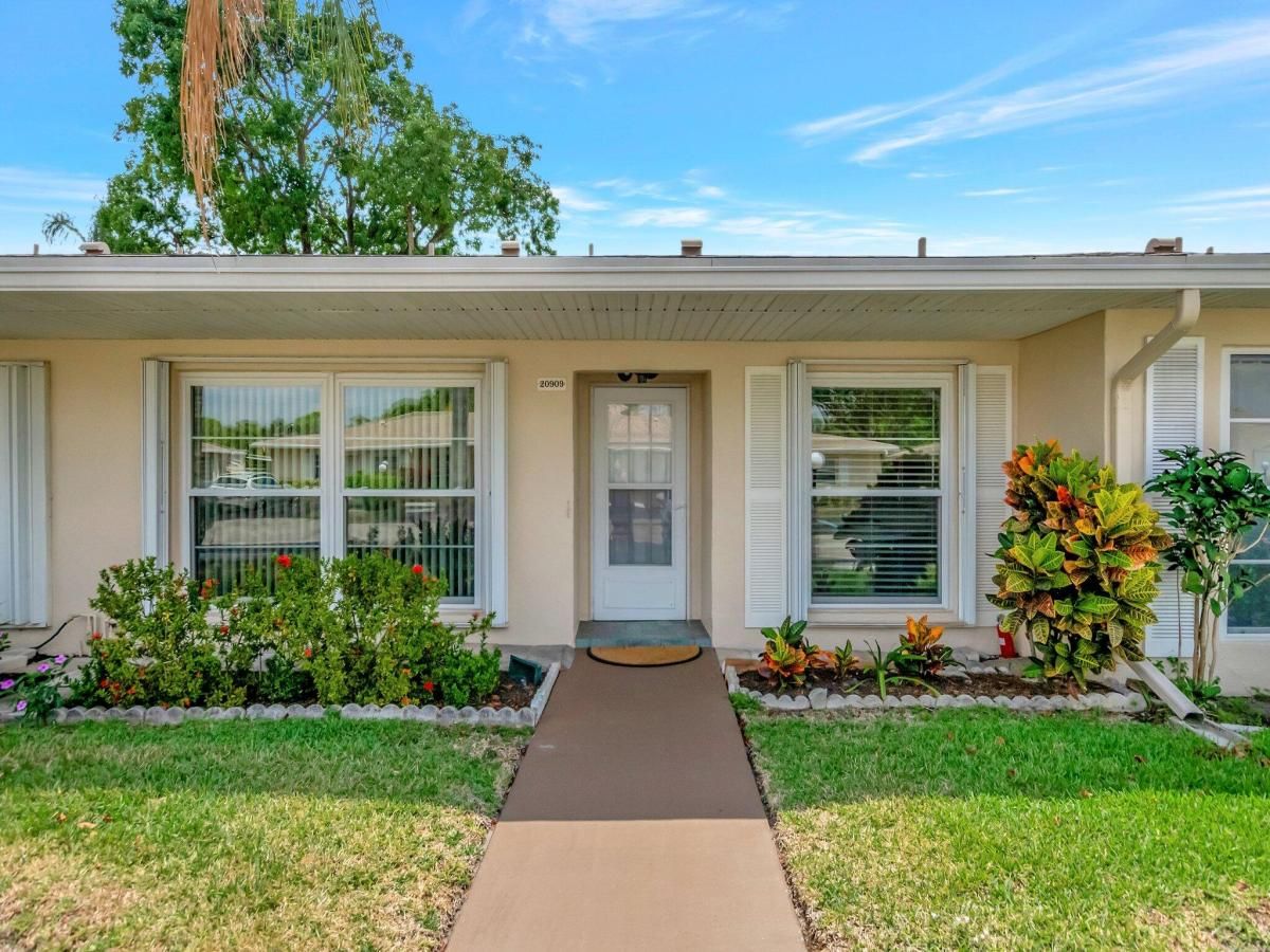 MLS #RX-11123152 image #0