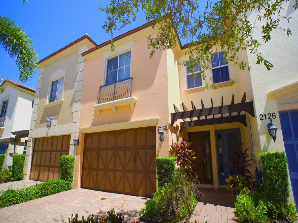 MLS #RX-11123895 image #0