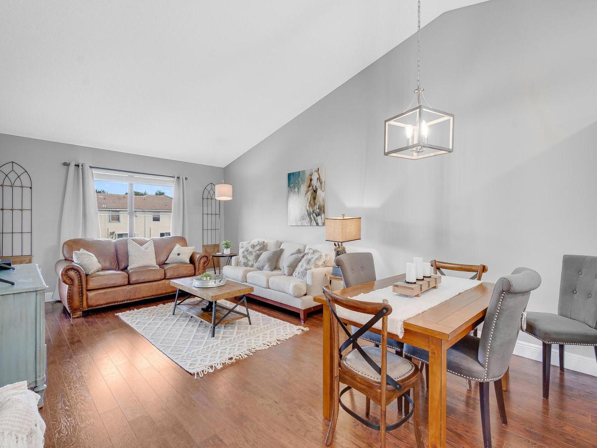 MLS #RX-11124025 image #0