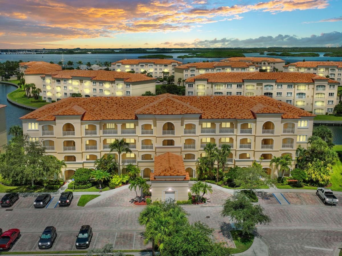 MLS #RX-11124363 image #0