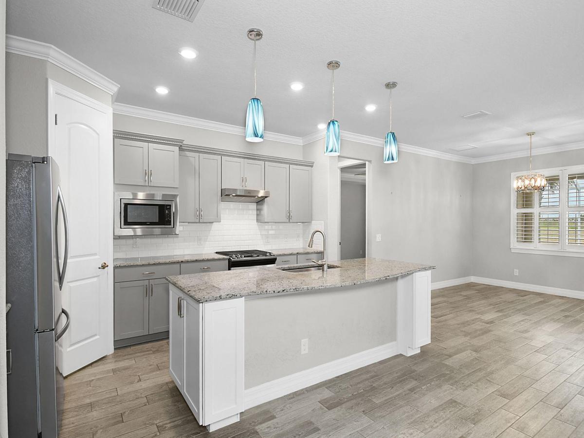 MLS #RX-11124369 image #0