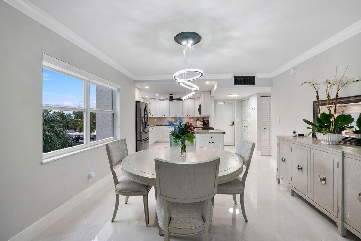 MLS #RX-11124677 image #0