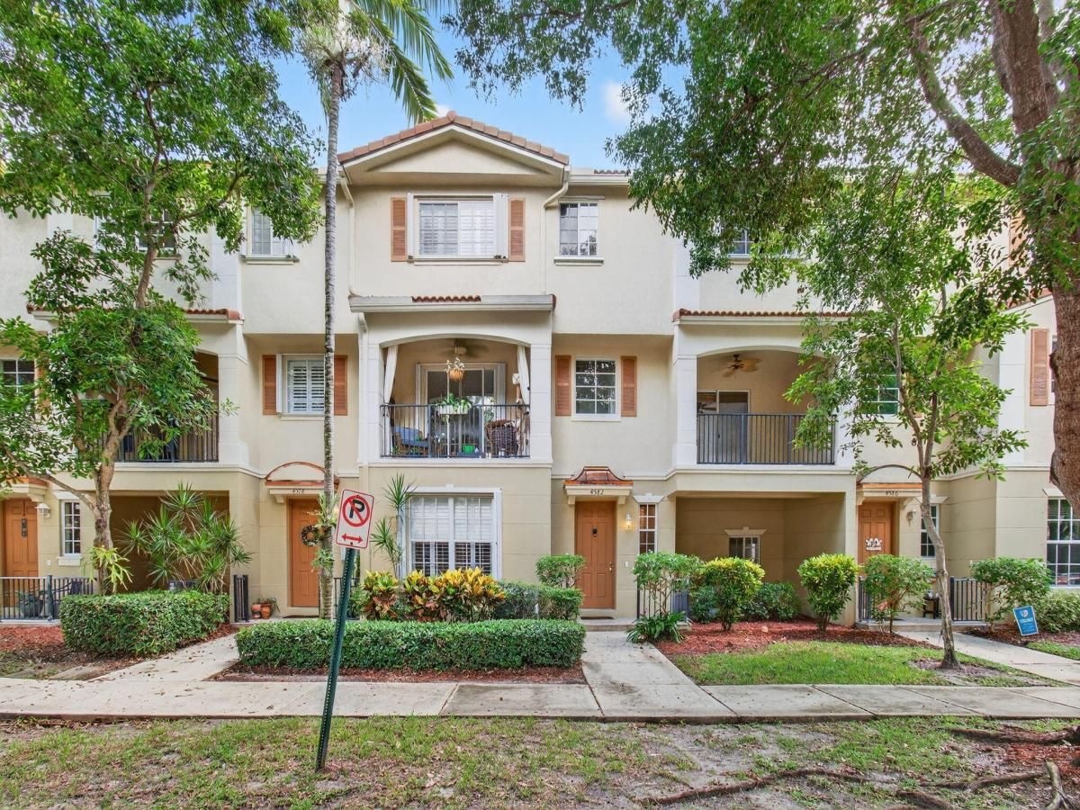 MLS #RX-11124892 image #0