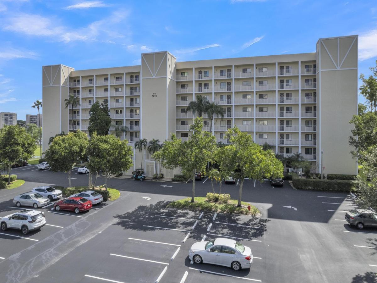 MLS #RX-11124894 image #0