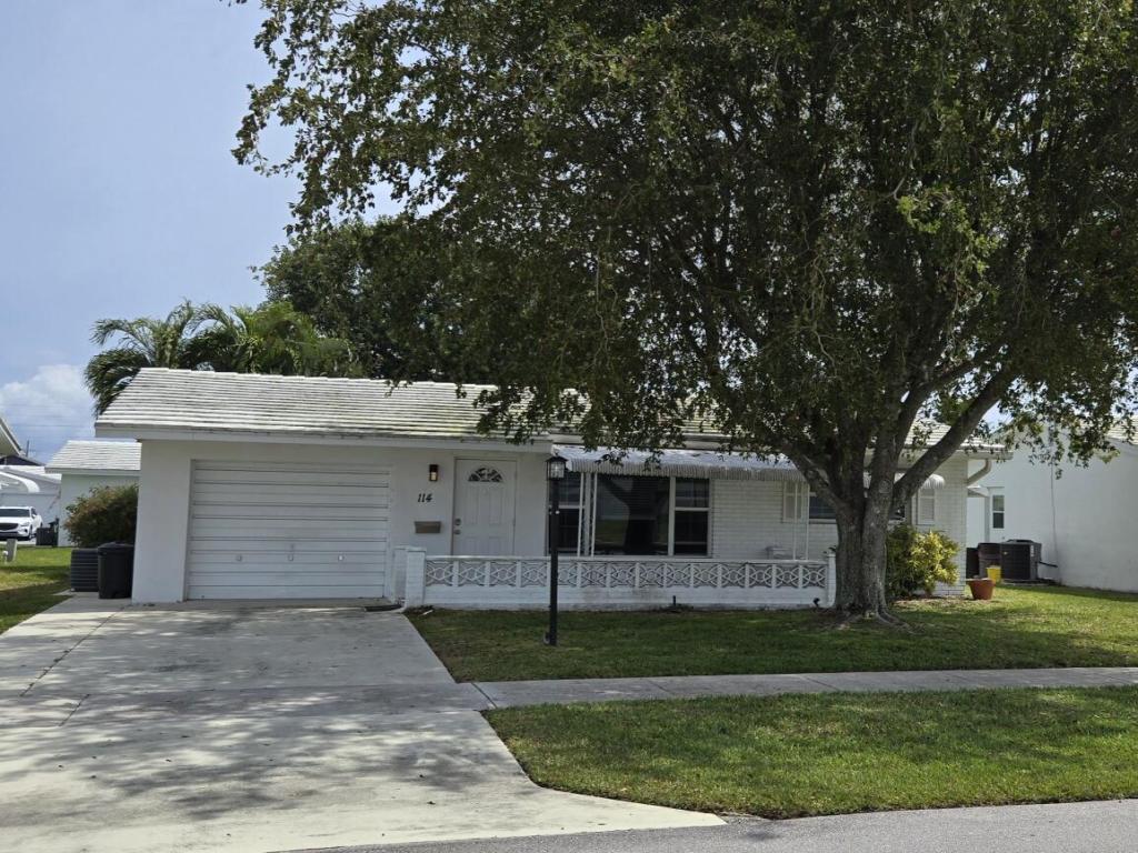 MLS #RX-11125502 image #0