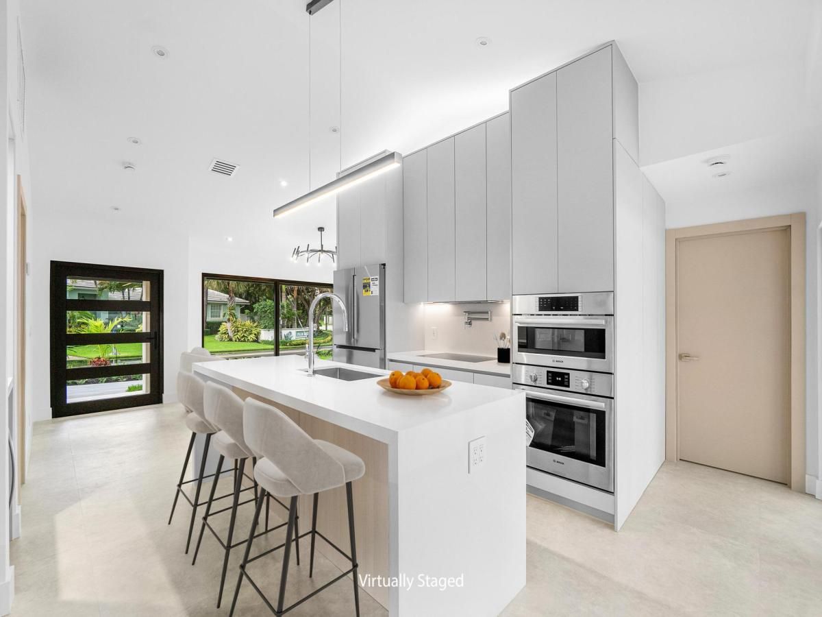 MLS #RX-11125503 image #0