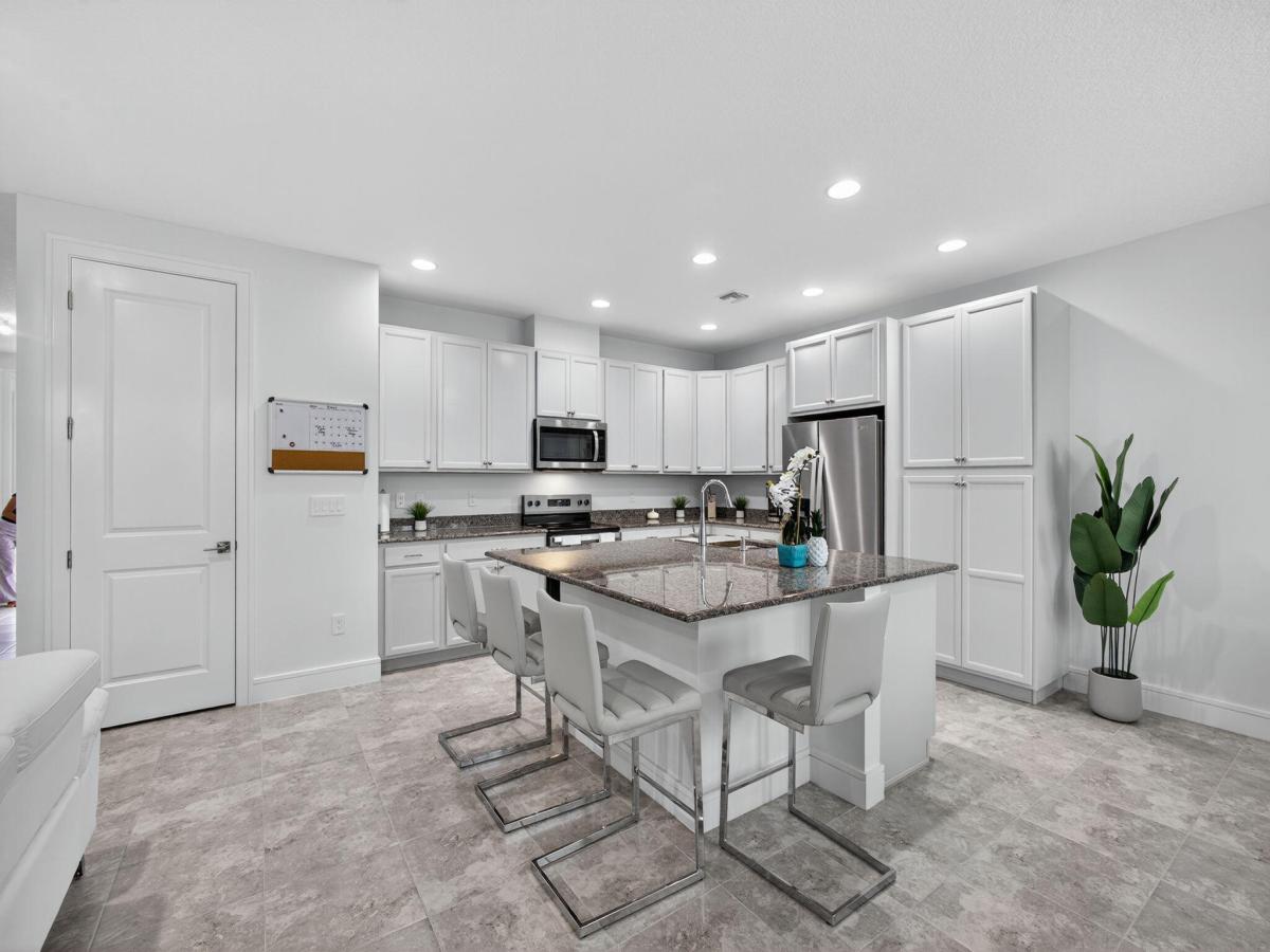 MLS #RX-11125554 image #0