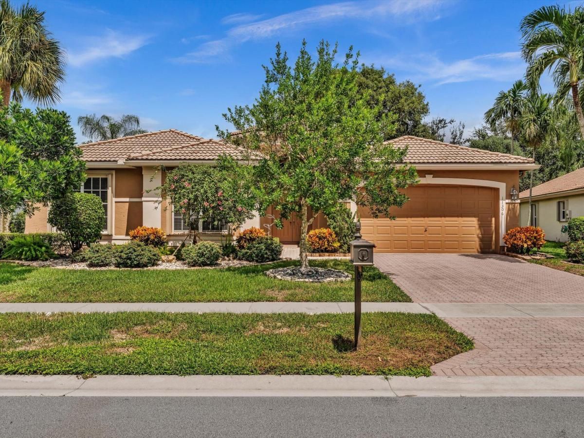 MLS #RX-11125715 image #0