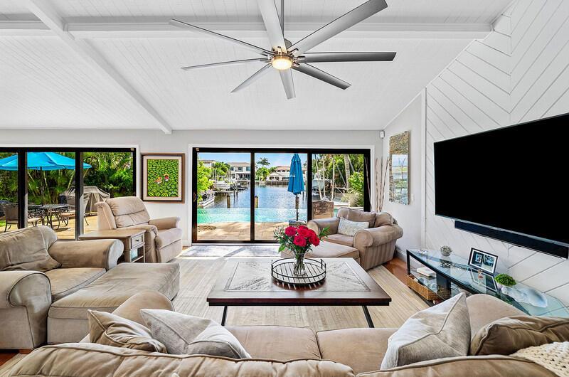 MLS #RX-11126096 image #0