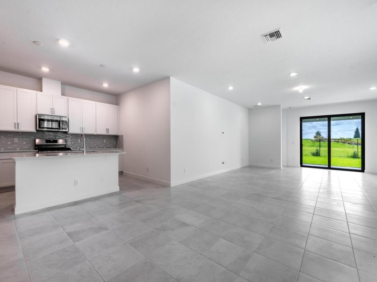 MLS #RX-11126701 image #0