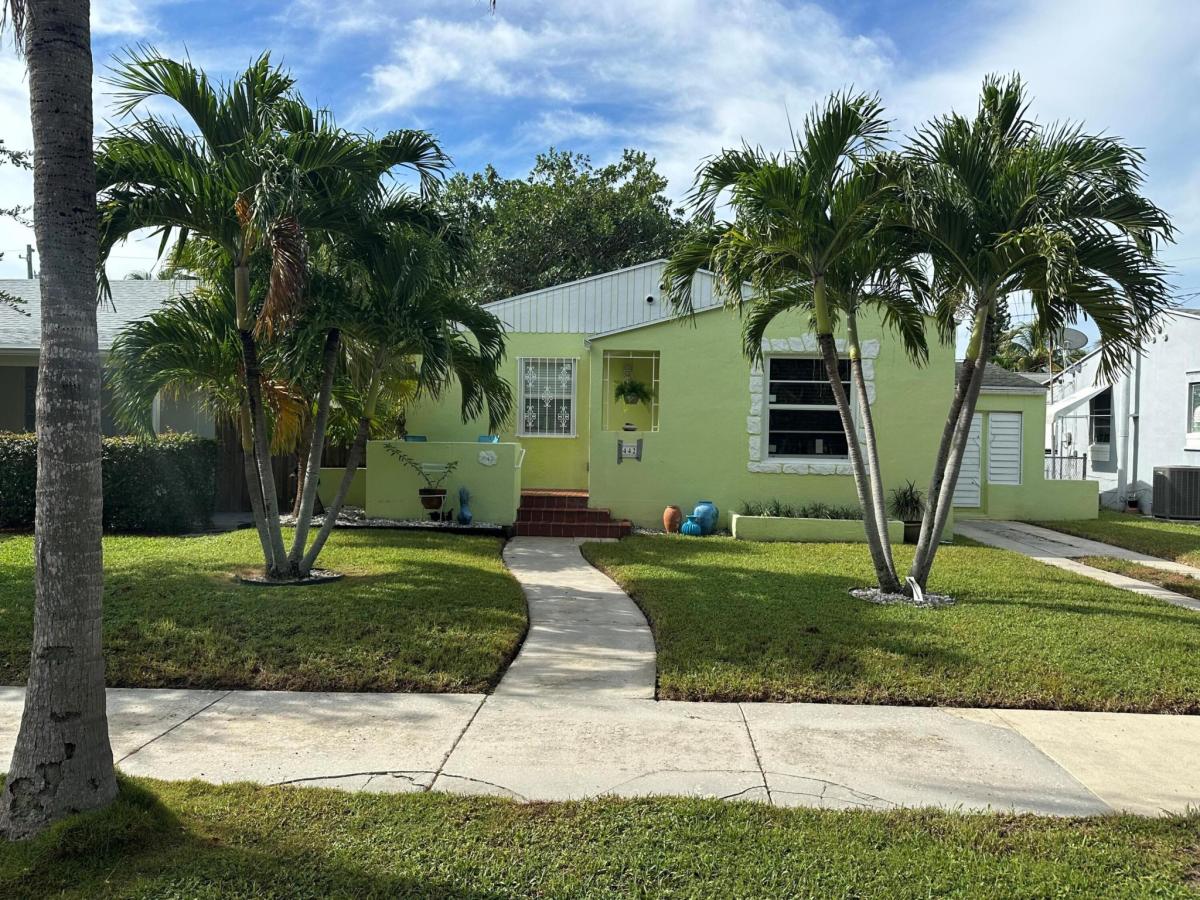 MLS #RX-11126723 image #0