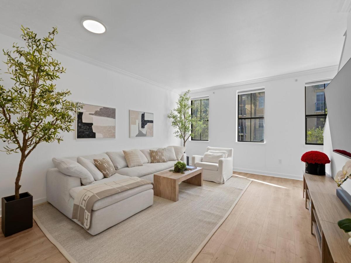 MLS #RX-11126930 image #0