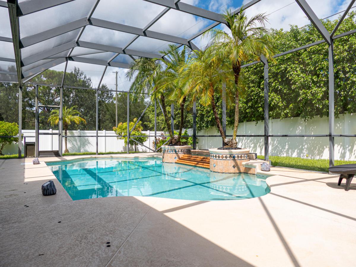 MLS #RX-11127029 image #0