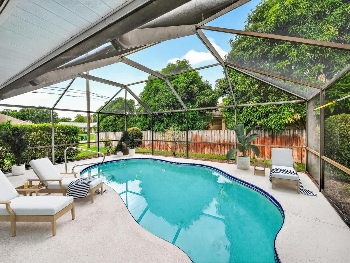 MLS #RX-11127049 image #0