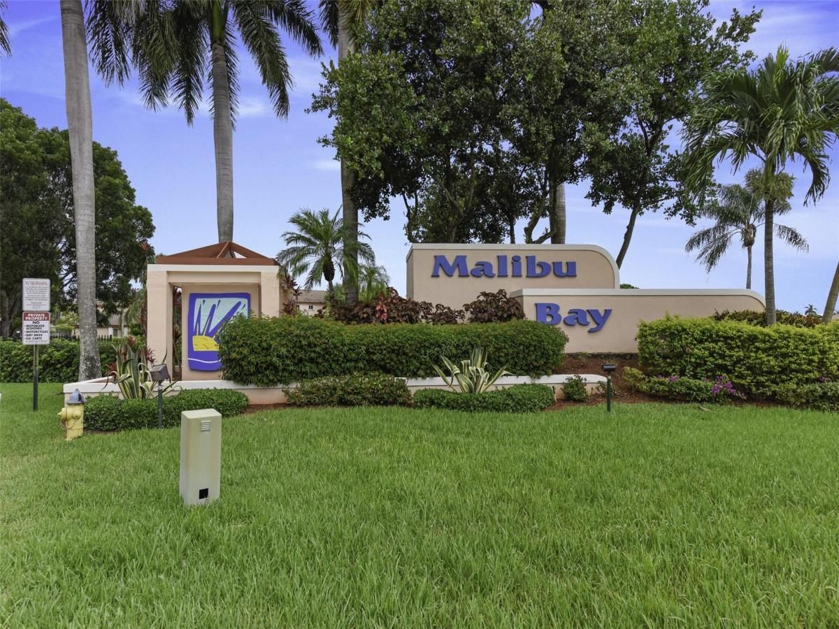 MLS #RX-11127151 image #0