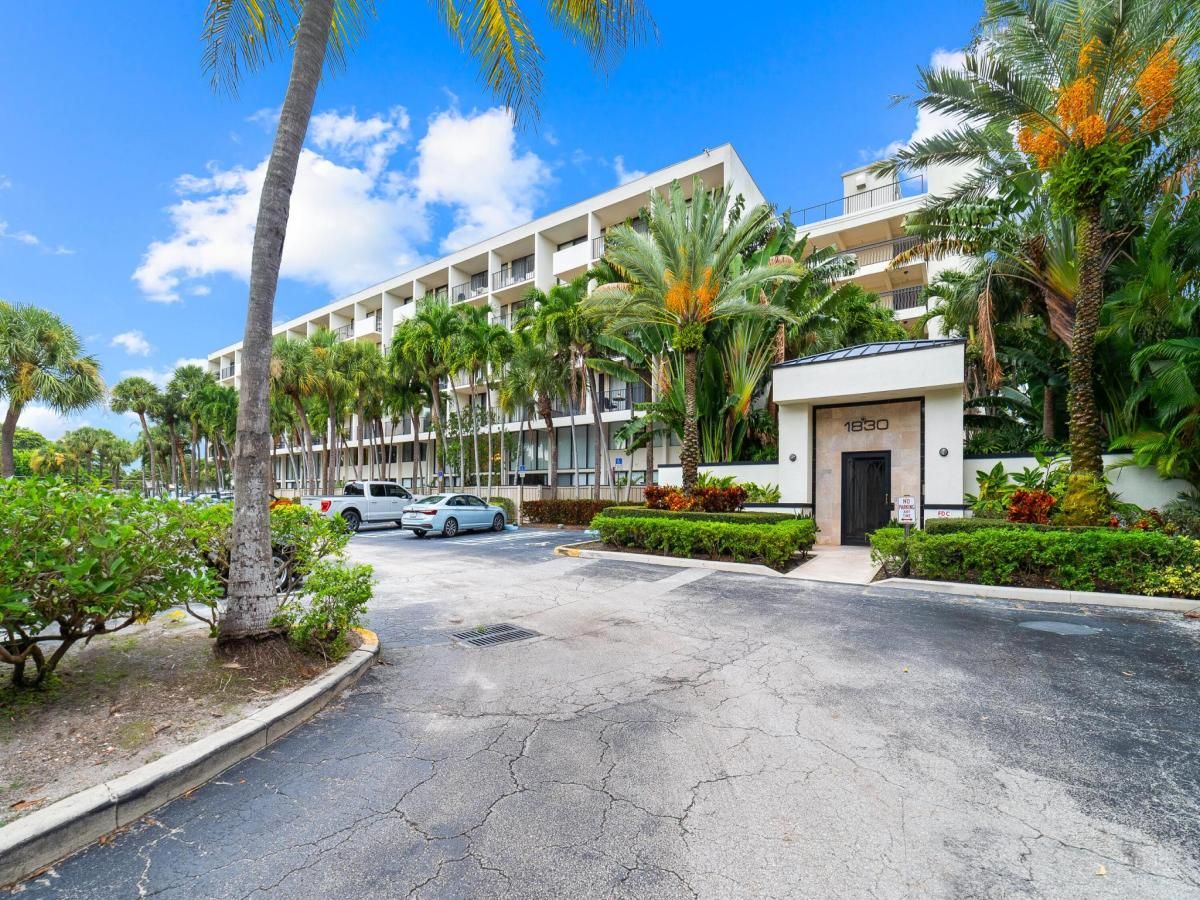 MLS #RX-11127161 image #0