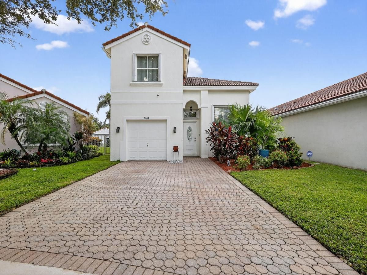 MLS #RX-11127599 image #0