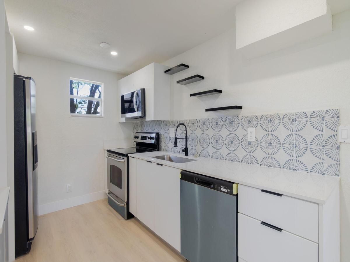 MLS #RX-11127773 image #0