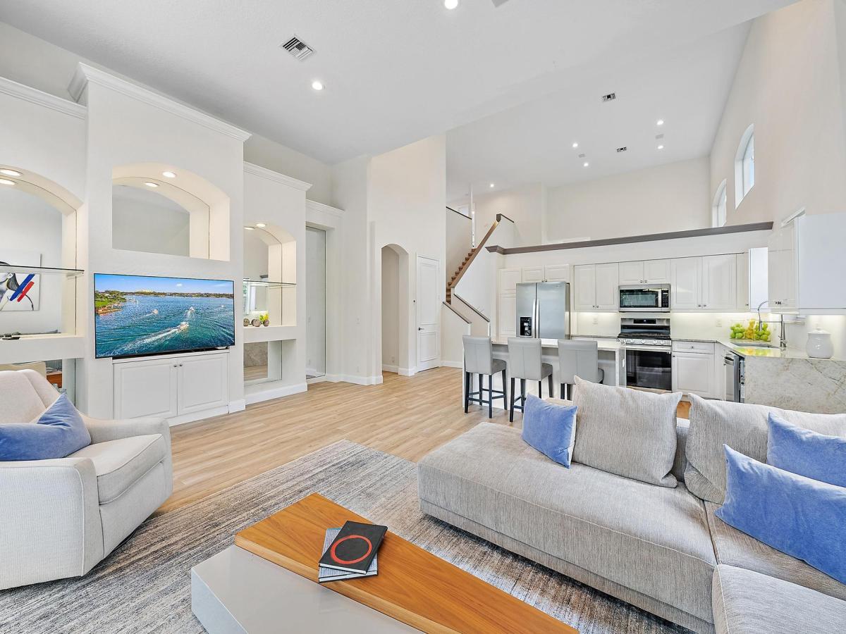 MLS #RX-11127800 image #0