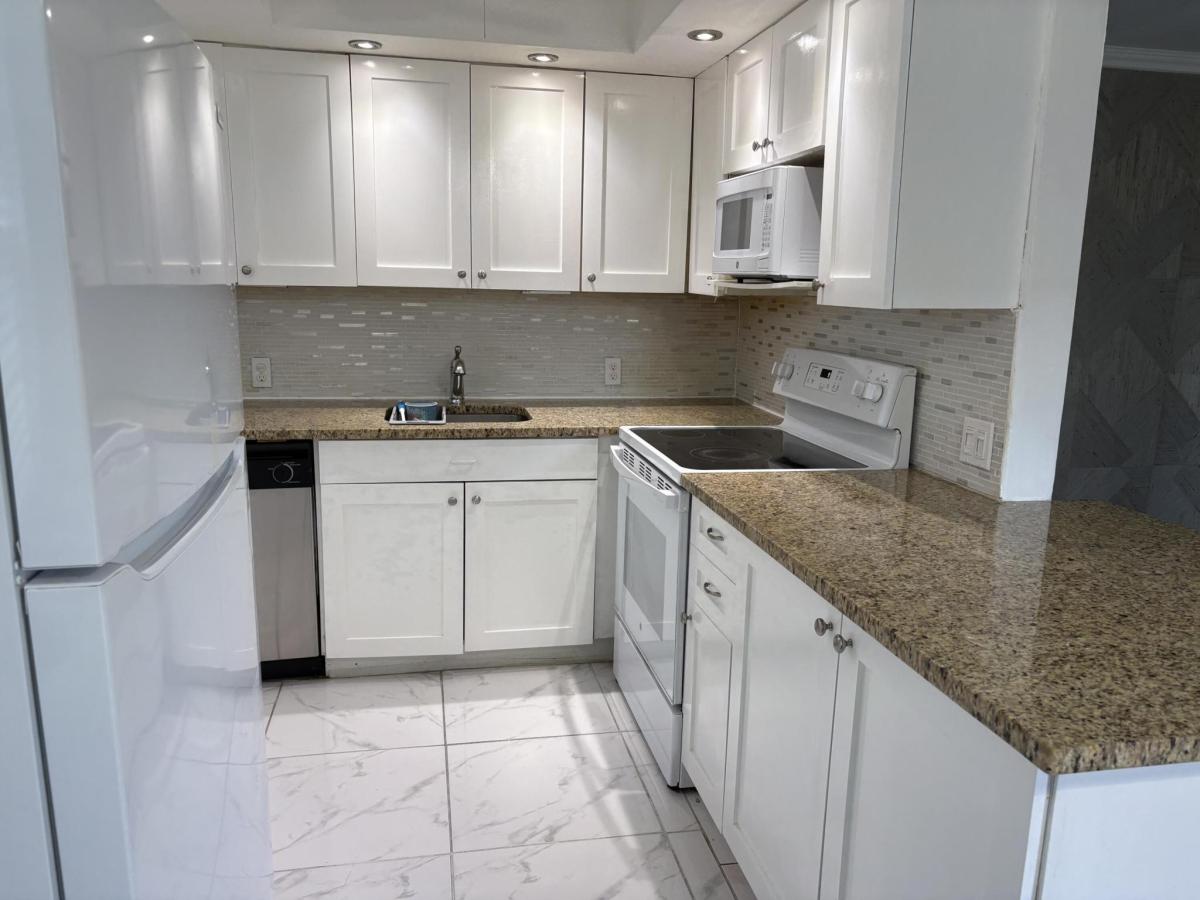 MLS #RX-11127946 image #0