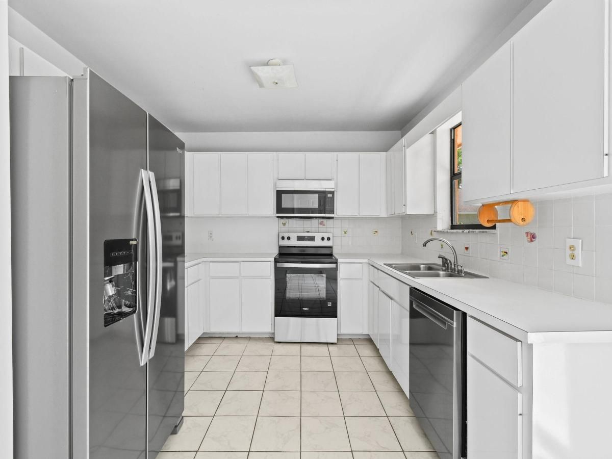 MLS #RX-11127970 image #0