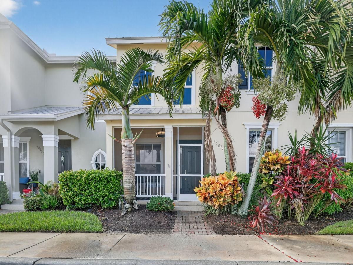 MLS #RX-11128035 image #0