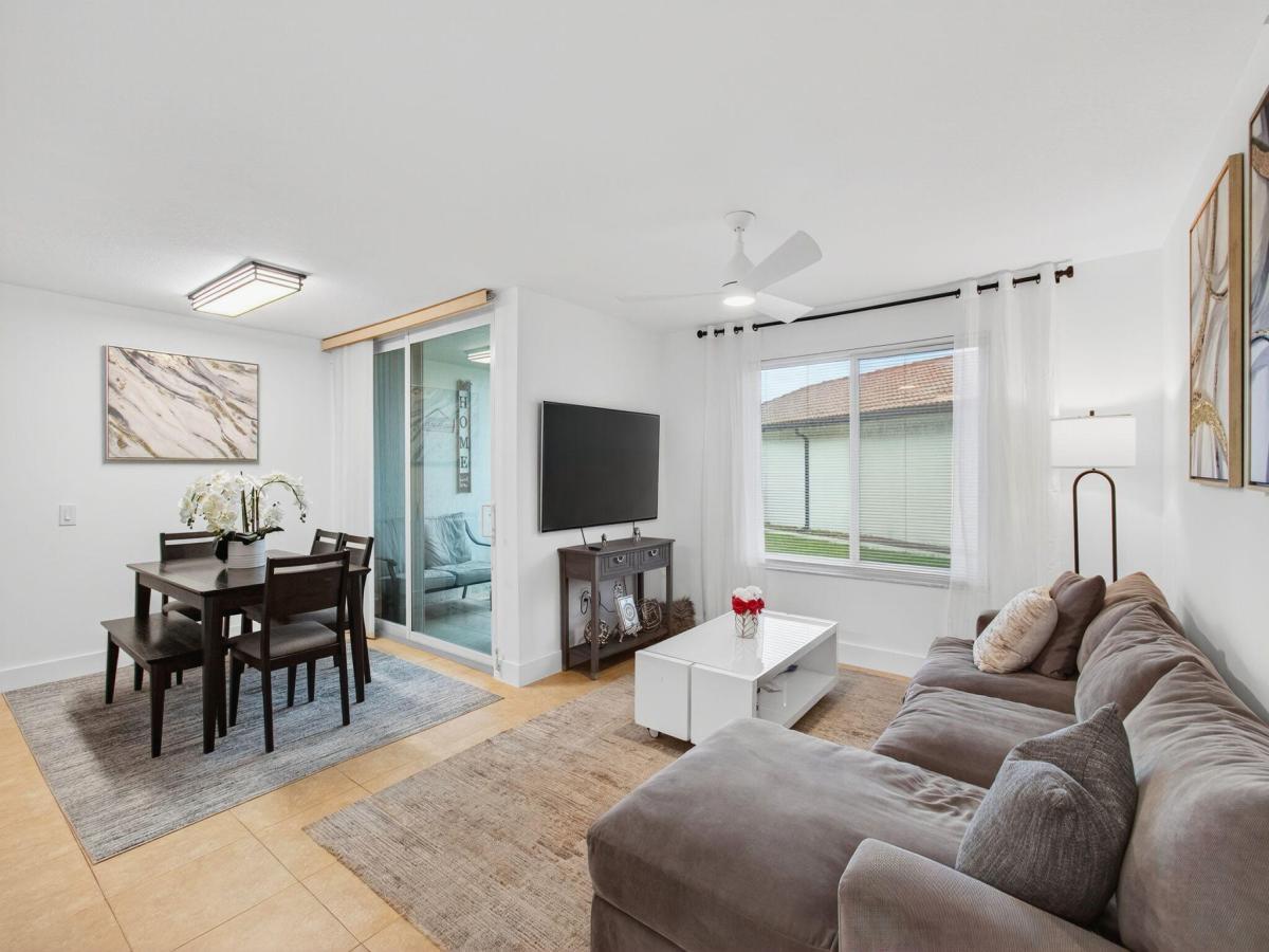 MLS #RX-11128161 image #0