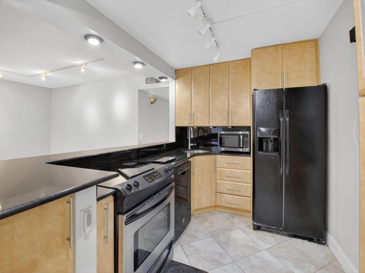 MLS #RX-11128257 image #0