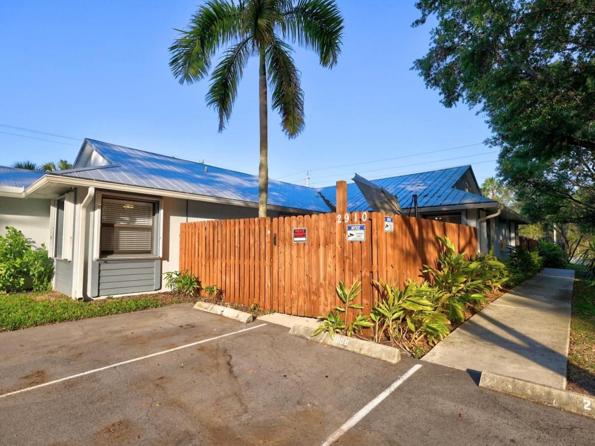 MLS #RX-11128261 image #0