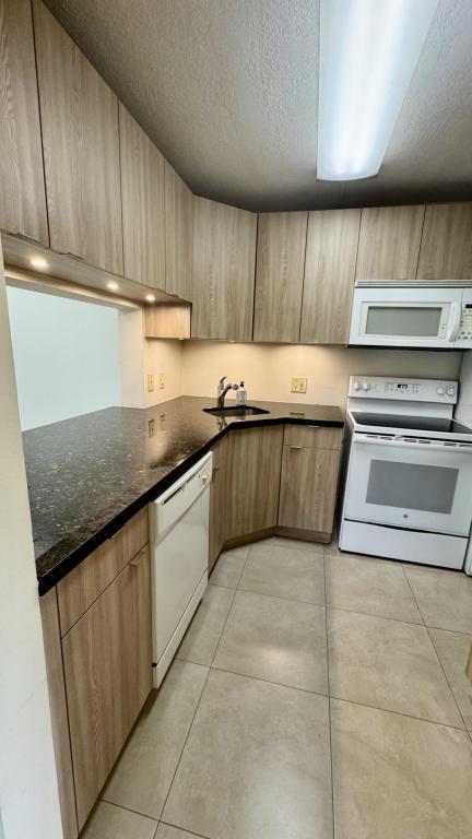 MLS #RX-11128281 image #0