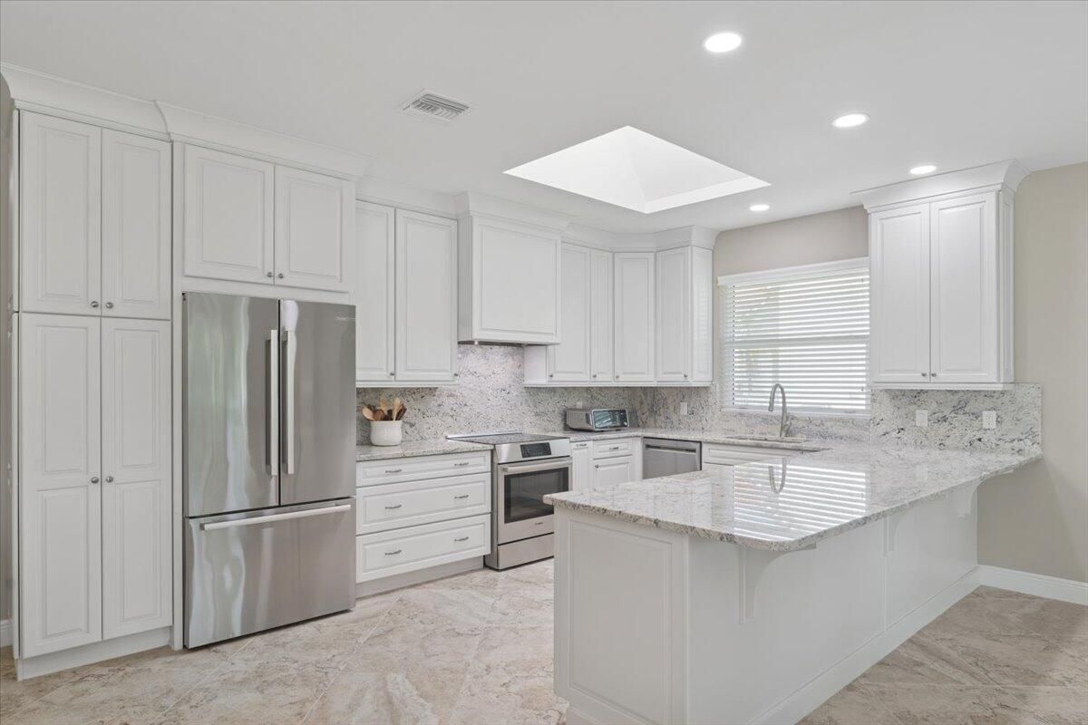 MLS #RX-11128530 image #0