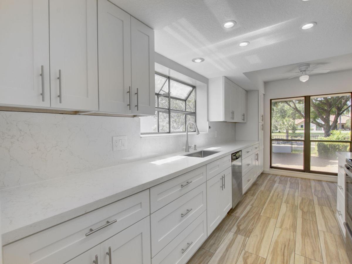 MLS #RX-11128543 image #0