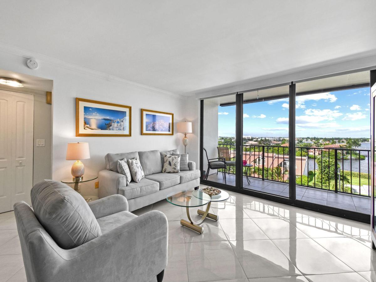 MLS #RX-11128548 image #0