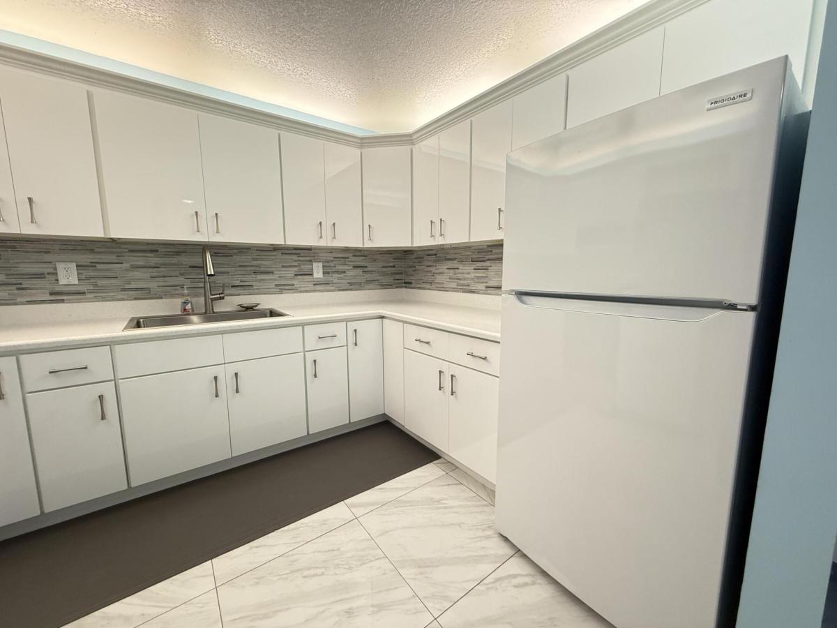 MLS #RX-11128609 image #0