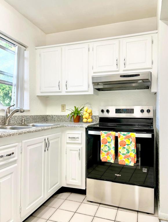 MLS #RX-11128639 image #0