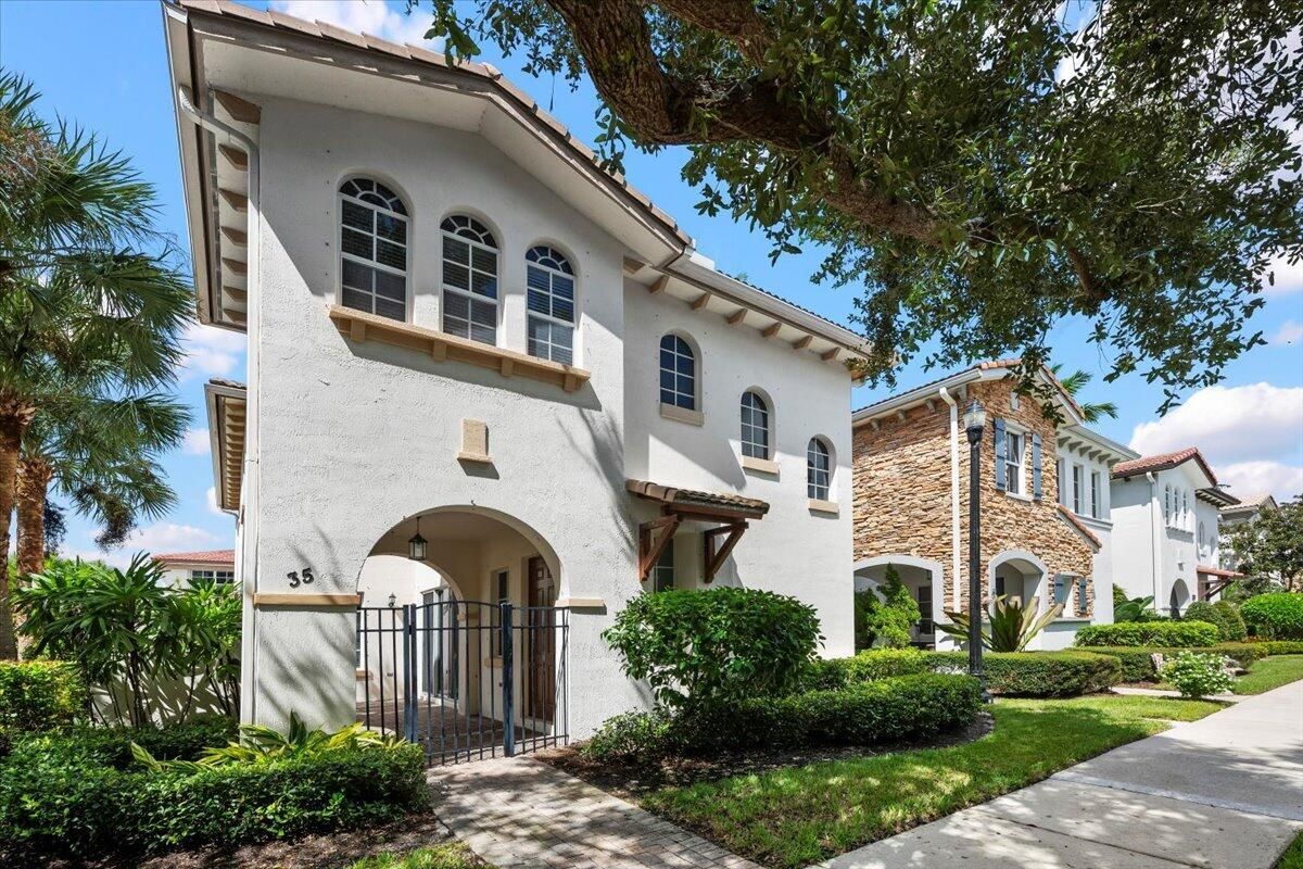 MLS #RX-11128730 image #0