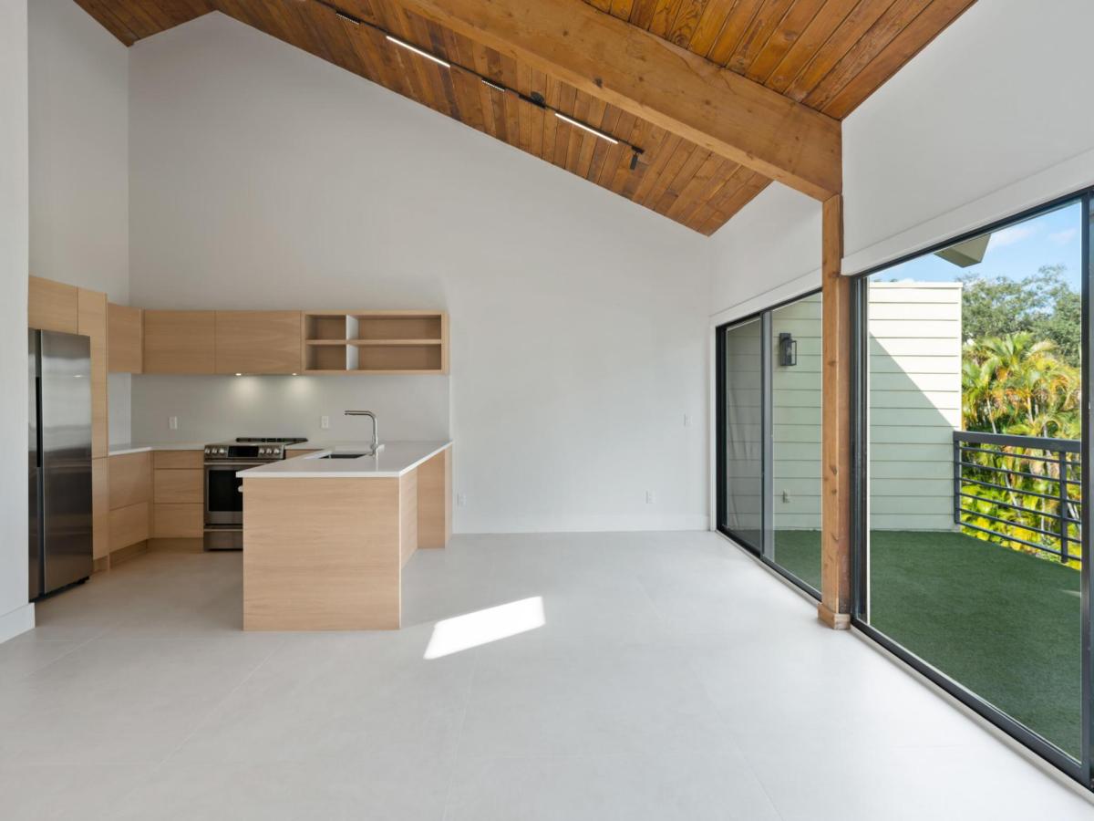 MLS #RX-11128899 image #0