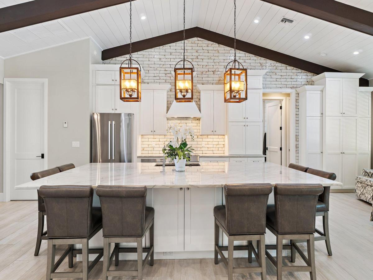 MLS #RX-11128912 image #0