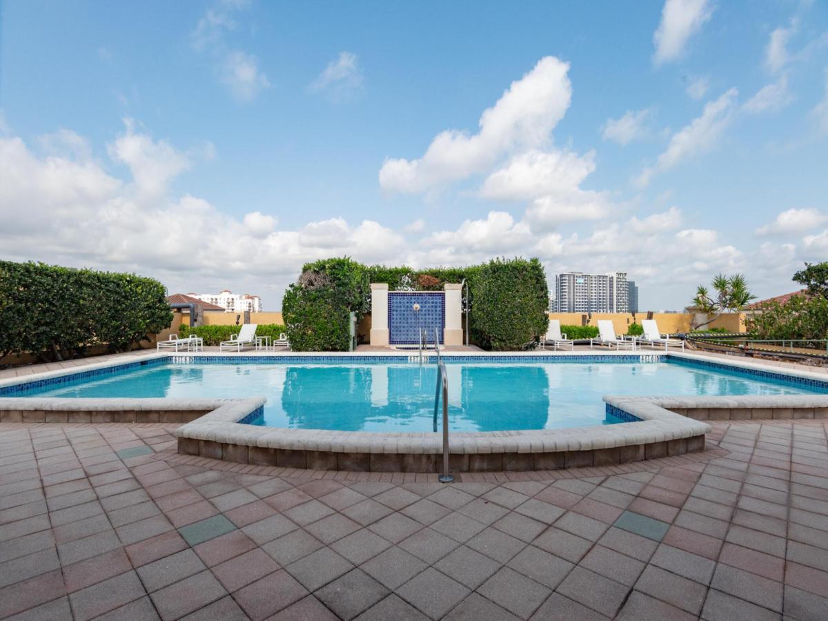 MLS #RX-11128960 image #0