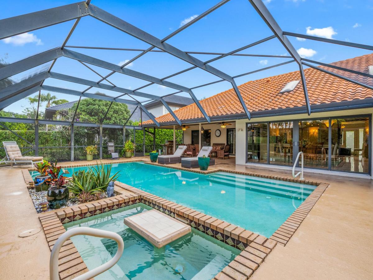 MLS #RX-11129046 image #0