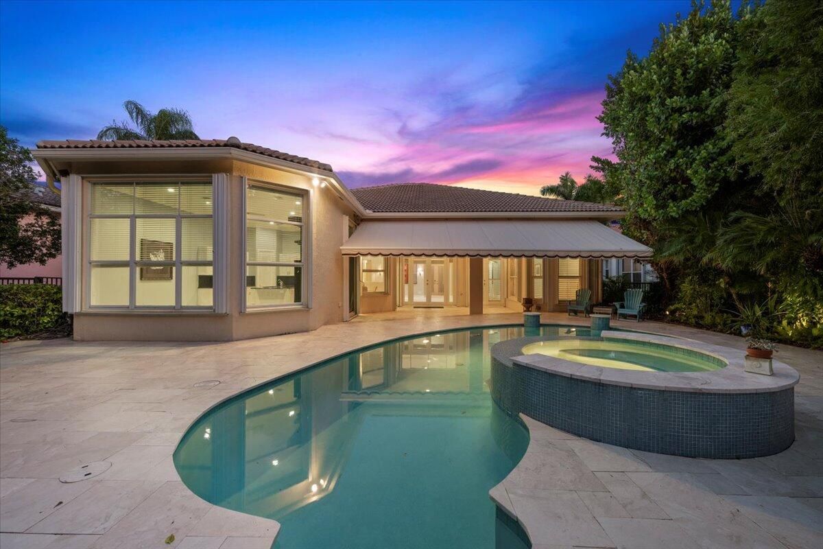 MLS #RX-11129111 image #0