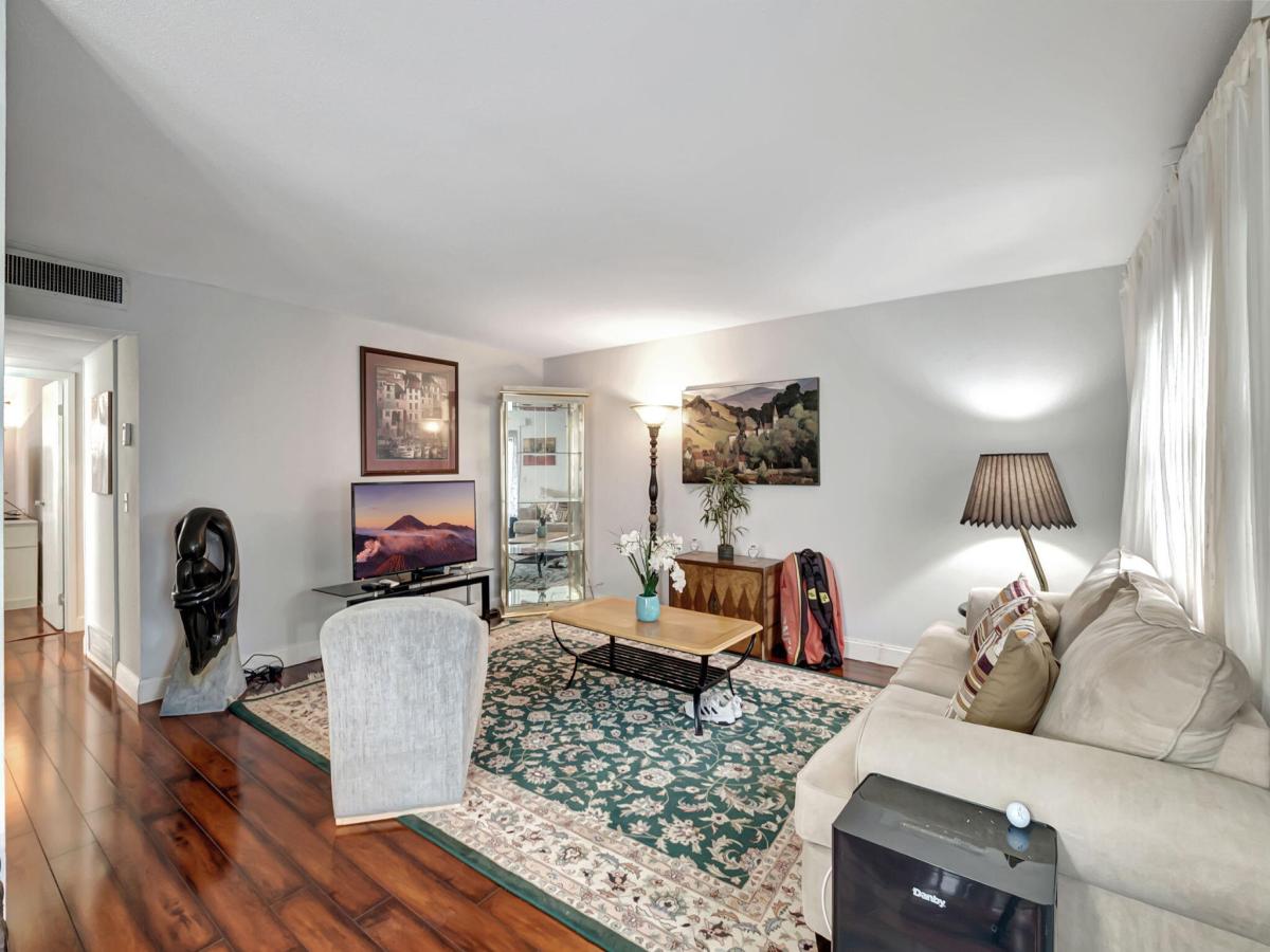 MLS #RX-11129198 image #0