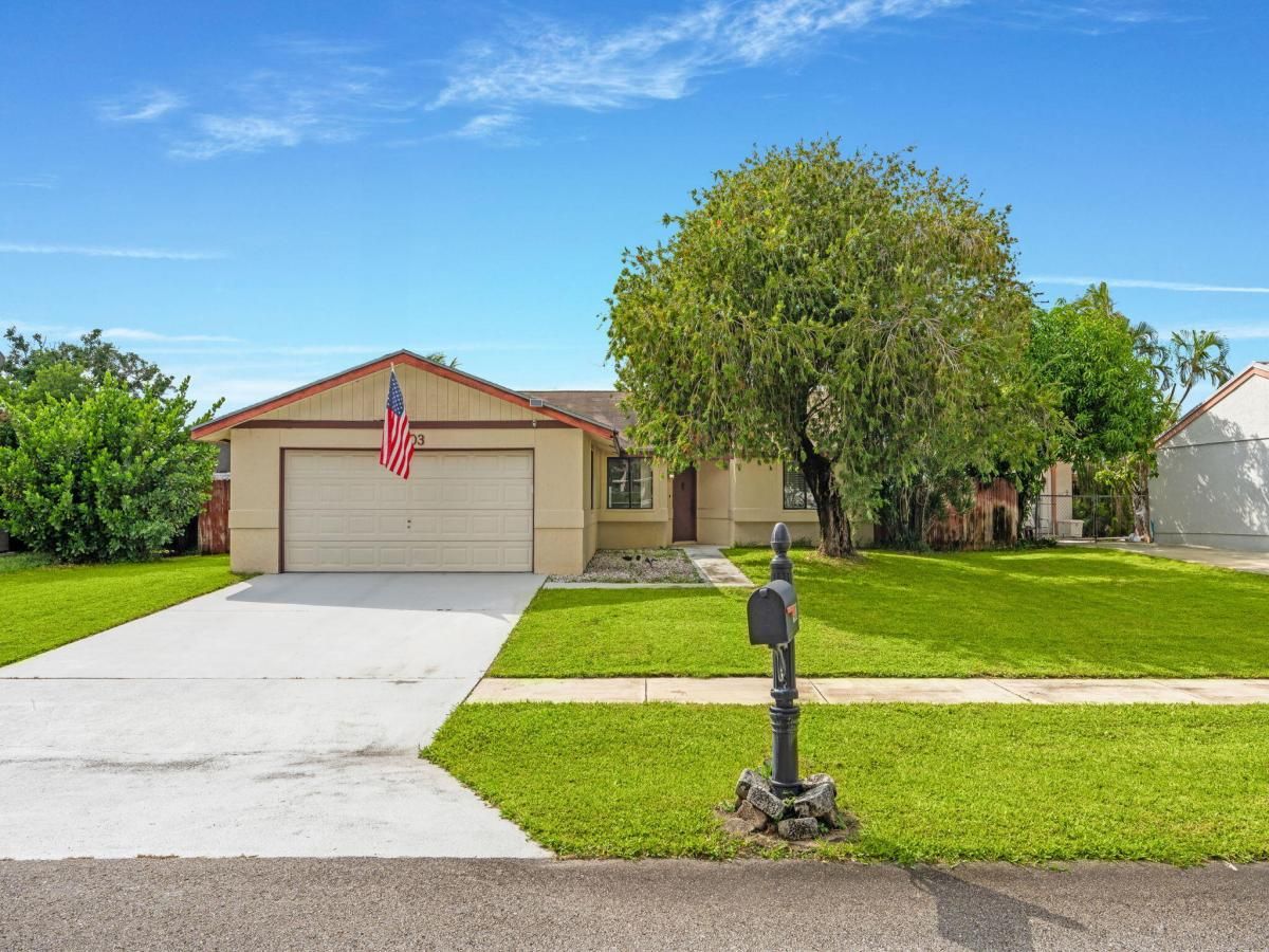 MLS #RX-11129440 image #0