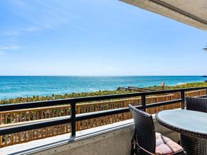 MLS #RX-10910652 image #0