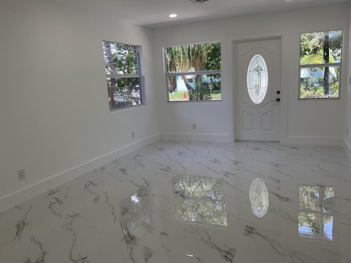 MLS #RX-11129578 image #0